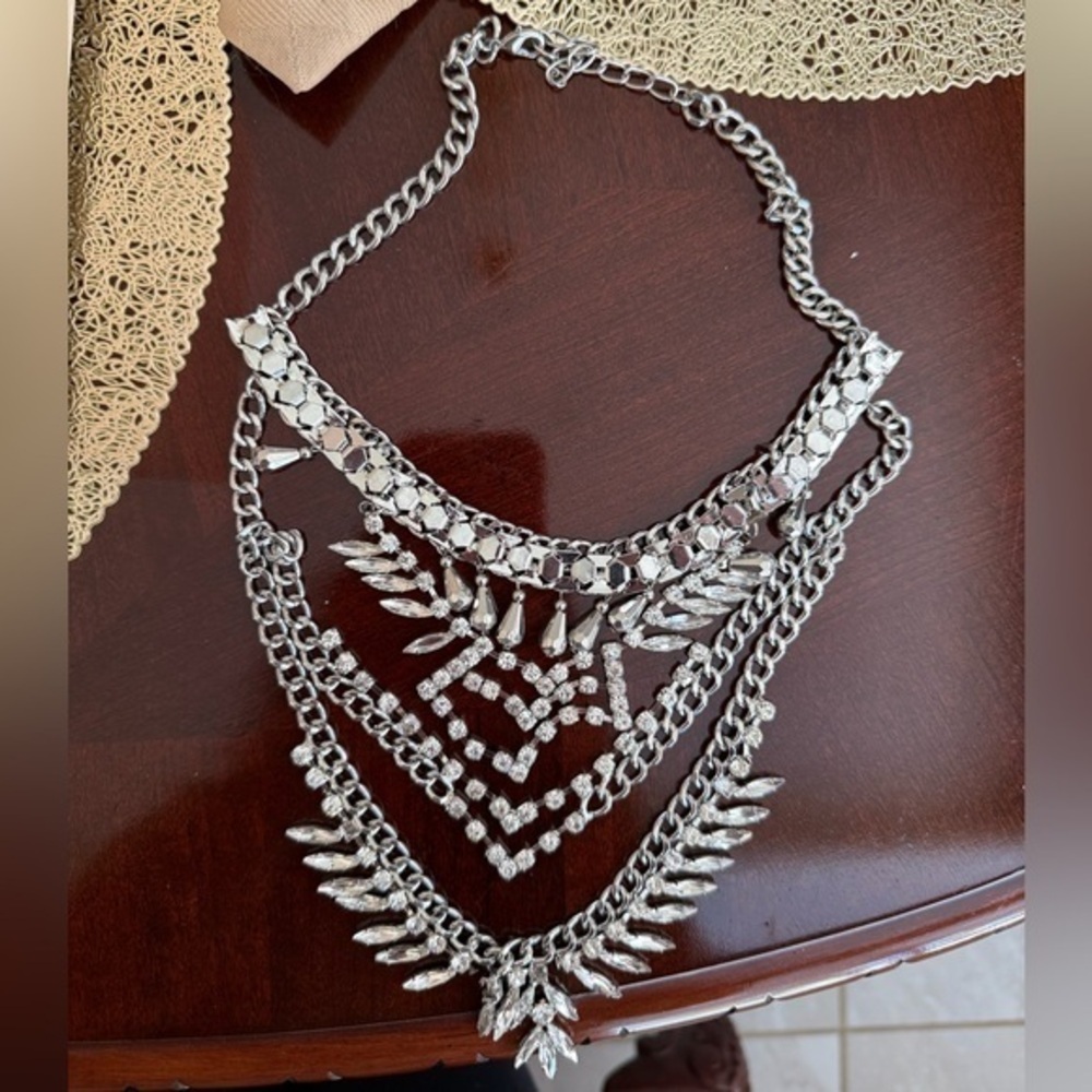Costume Statement necklace Adjustable - Picture 1 of 4